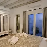 Lafani Sunset فيلة