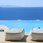 Lafani Sunset فيلة